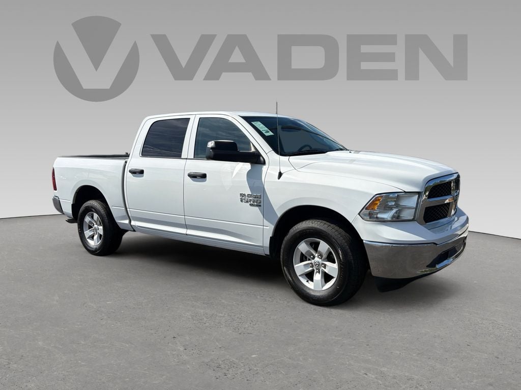 2023 RAM 1500 Classic SLT 4x4 Crew Cab 5'7's photo