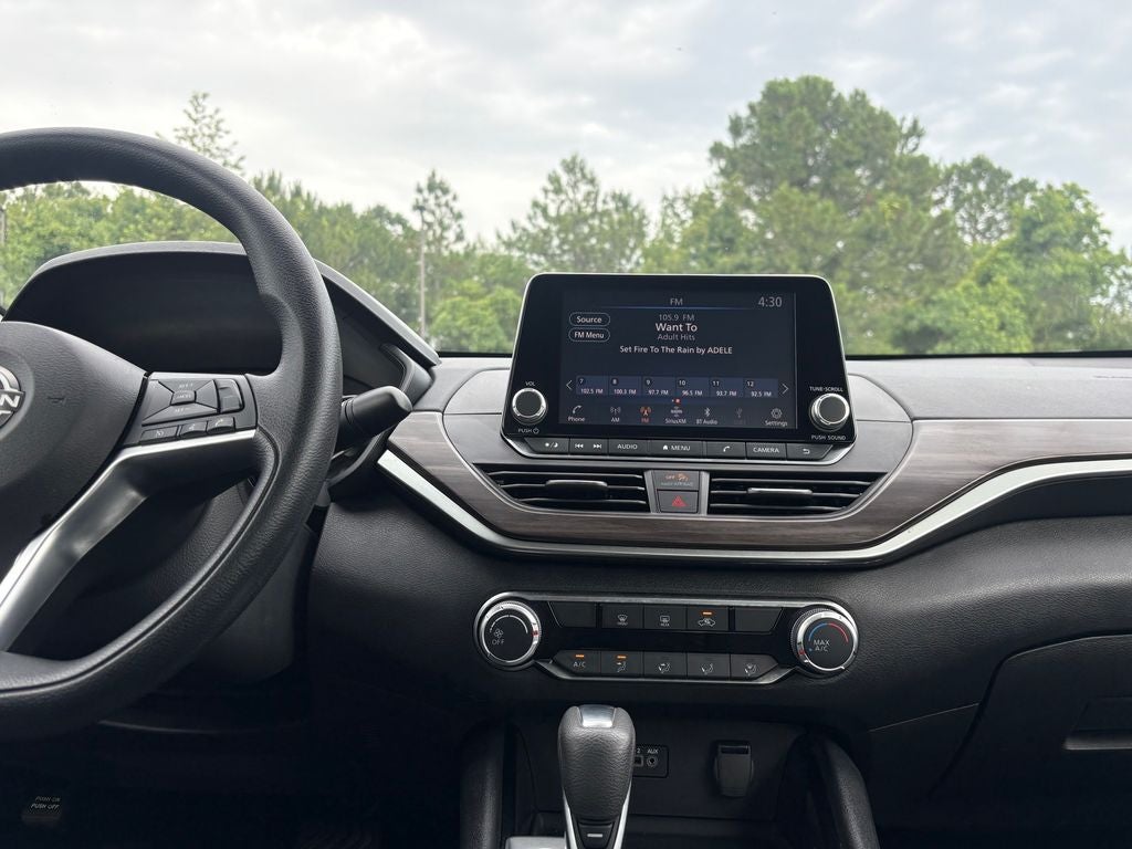 2024 Nissan Altima SV - Photo 16