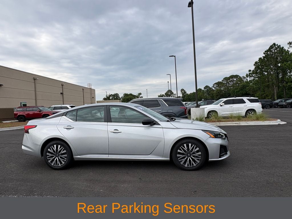 2024 Nissan Altima SV - Photo 6