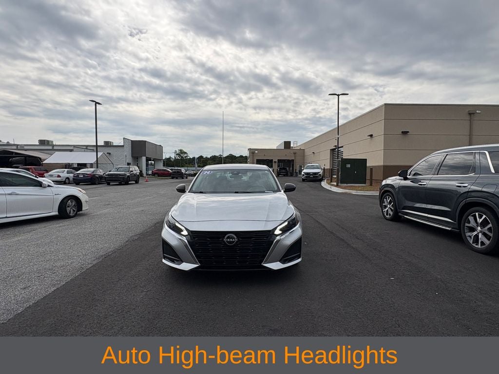 2024 Nissan Altima SV - Photo 8