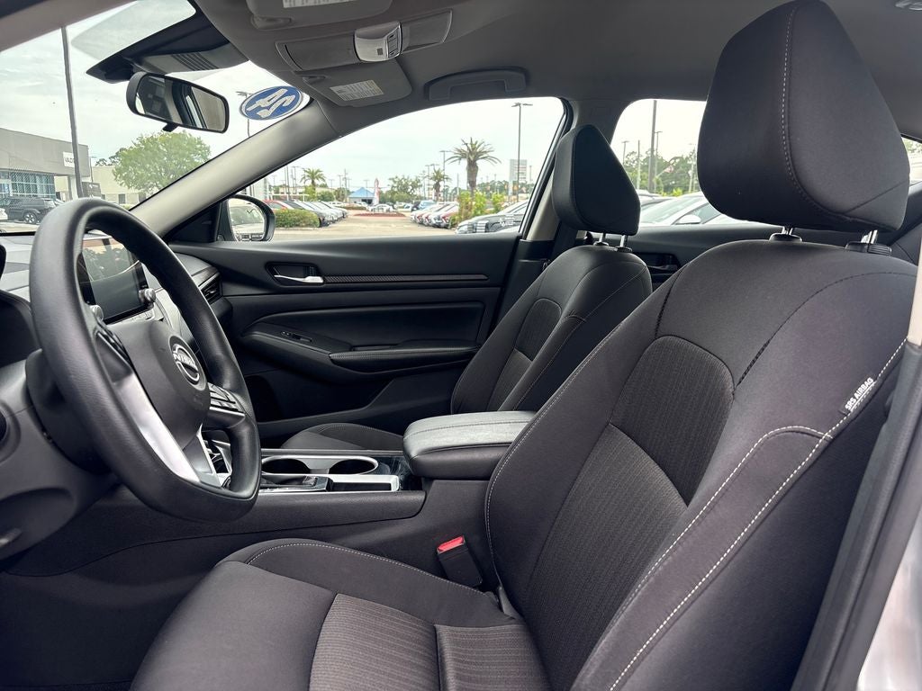 2024 Nissan Altima SV - Photo 9