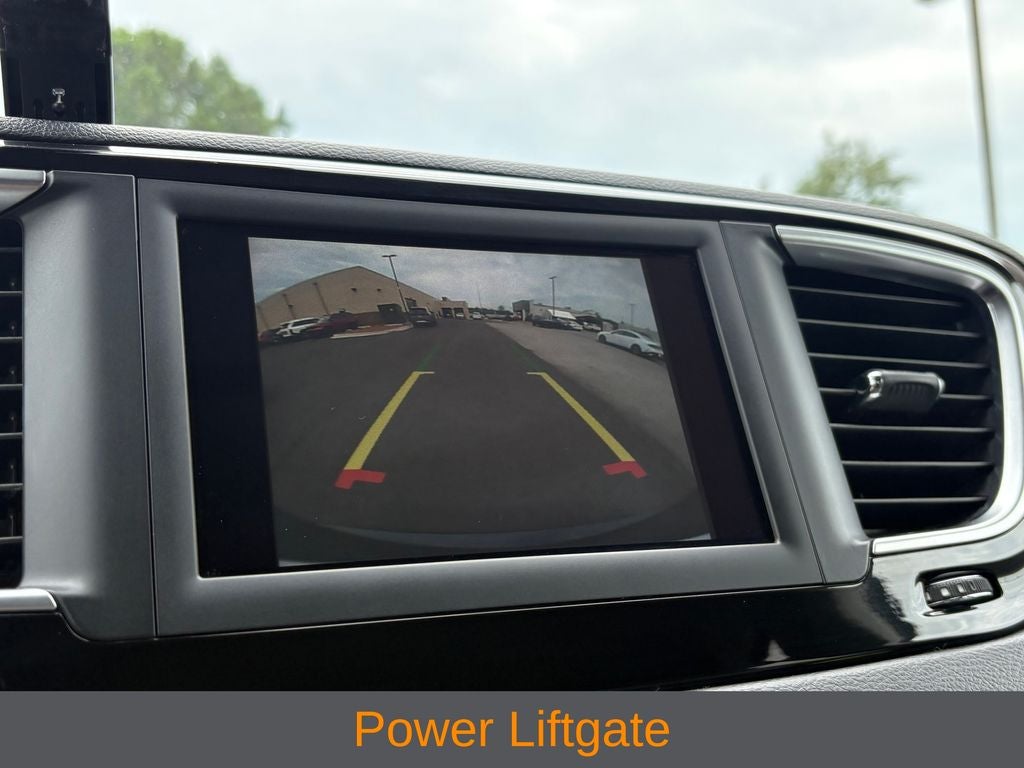 2019 Chrysler Pacifica Touring L