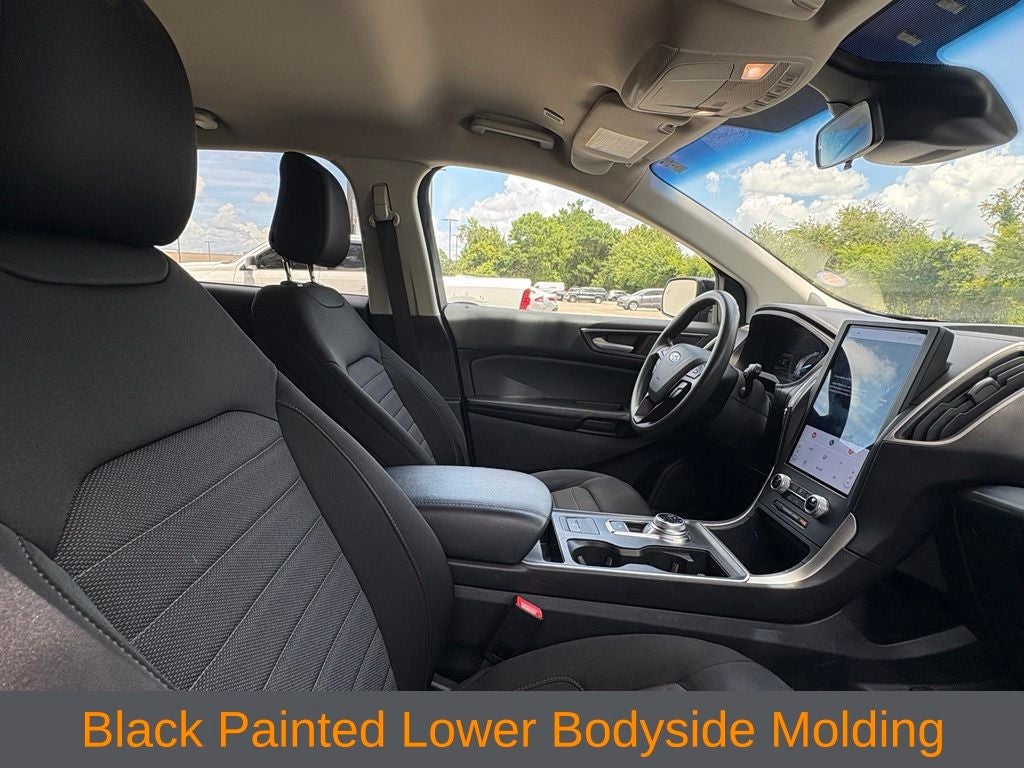 2022 Ford Edge SE - Photo 12