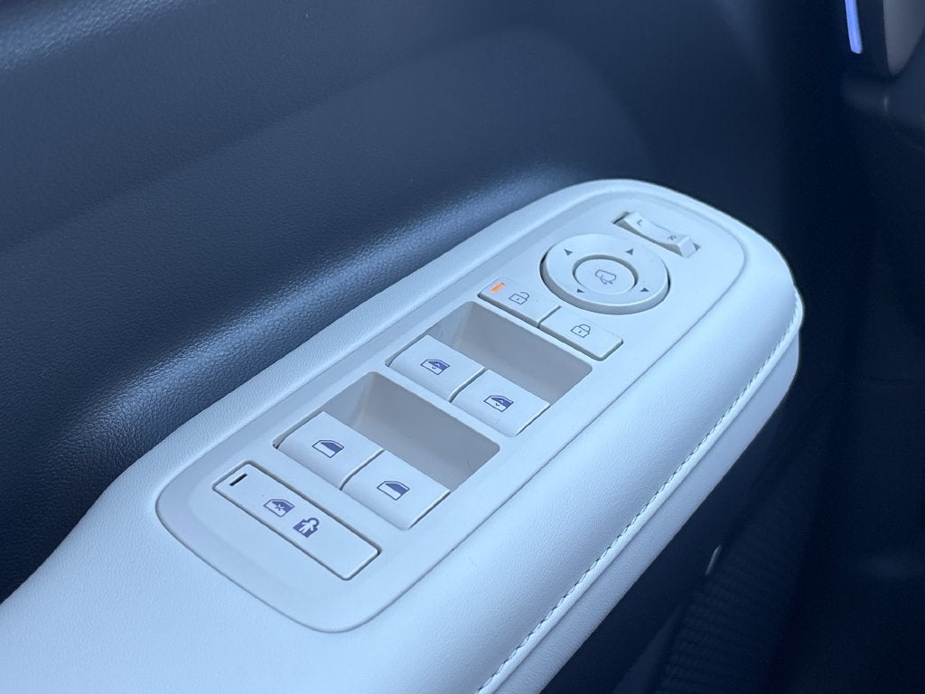 2027 Hyundai SANTA FE HYBRID Limited