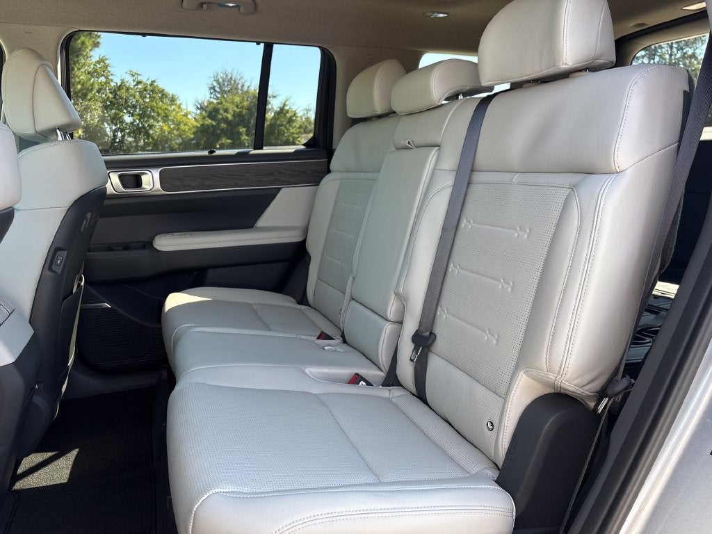 2027 Hyundai SANTA FE Limited 7 Passenger