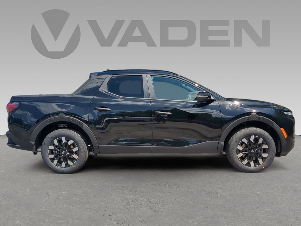 2025 Hyundai SANTA CRUZ SEL Activity