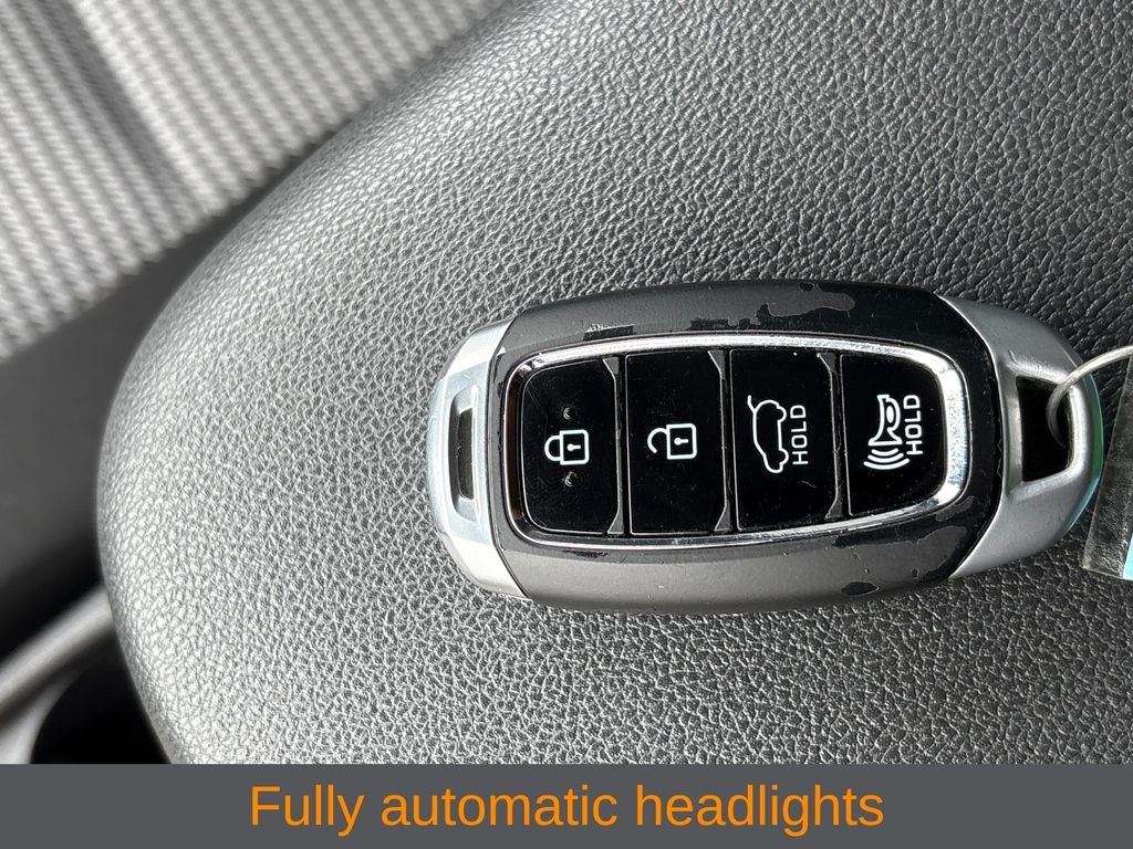 2020 Hyundai Kona SEL Plus - Photo 9