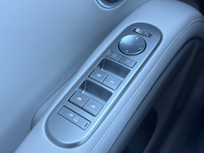 2027 Hyundai PALISADE HYBRID SEL 7 Passenger