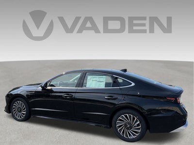 2026 Hyundai SONATA HYBRID SEL