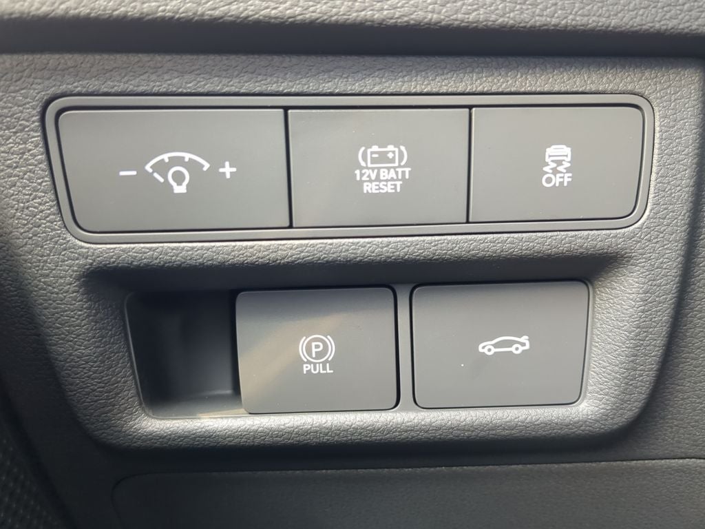 2025 Hyundai SONATA HYBRID SEL