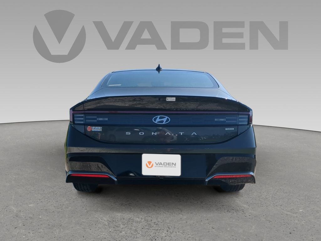 2025 Hyundai SONATA HYBRID SEL