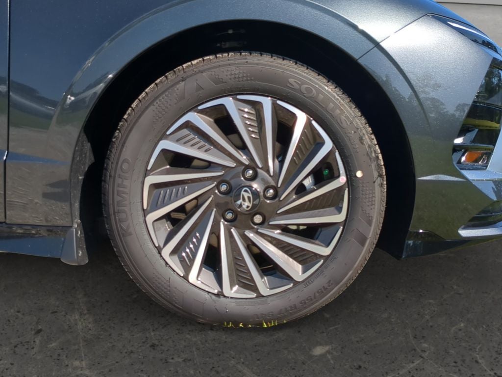 2025 Hyundai SONATA HYBRID SEL