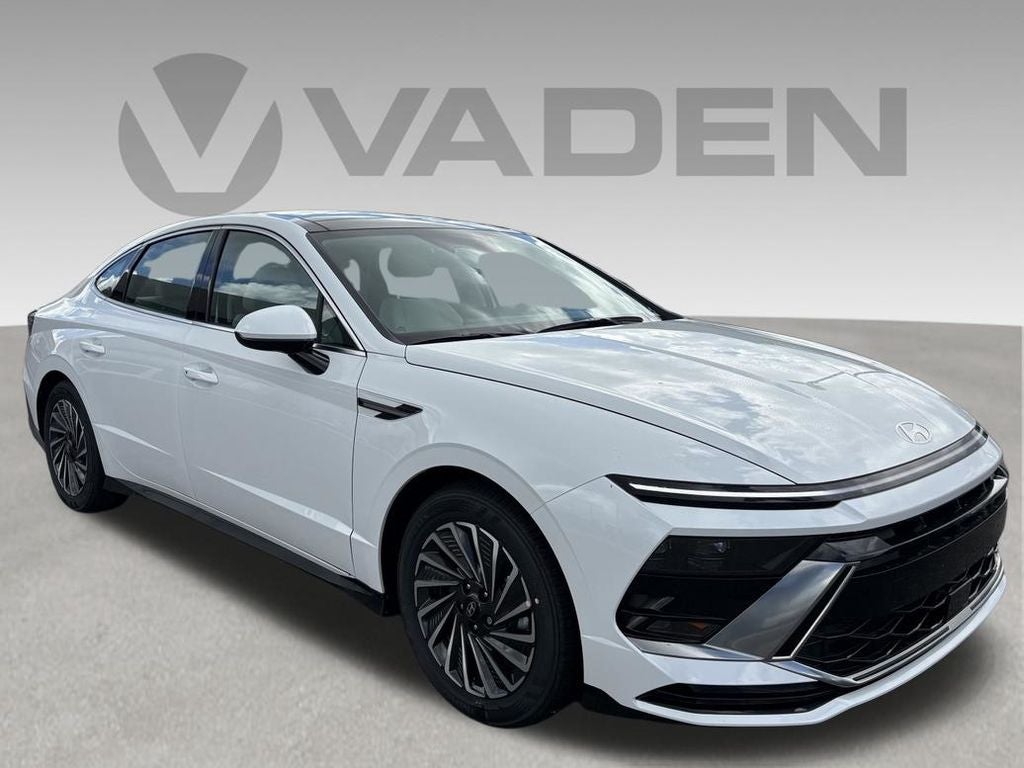 2026 Hyundai SONATA HYBRID SEL
