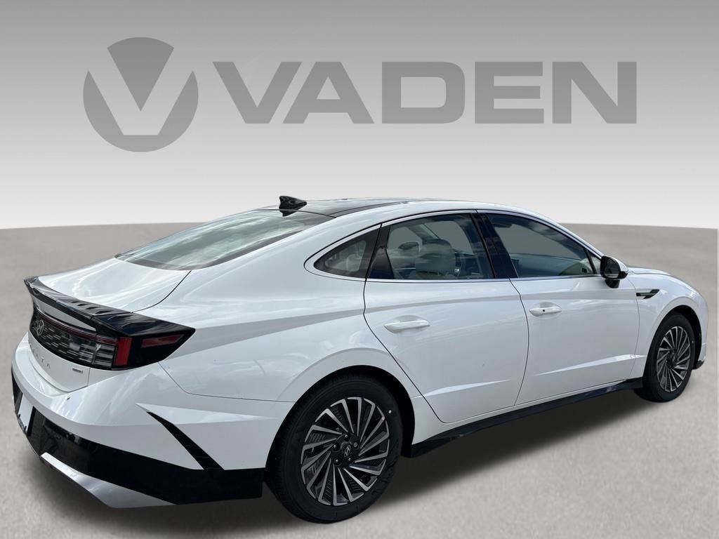 2026 Hyundai SONATA HYBRID SEL