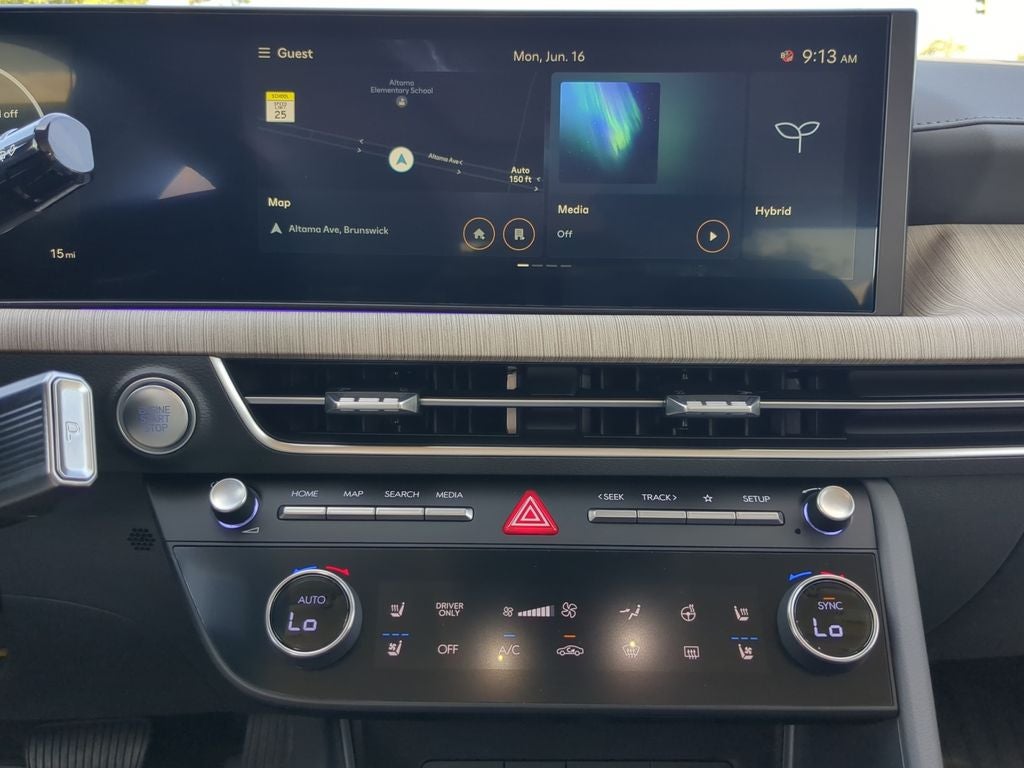 2025 Hyundai SONATA HYBRID Limited