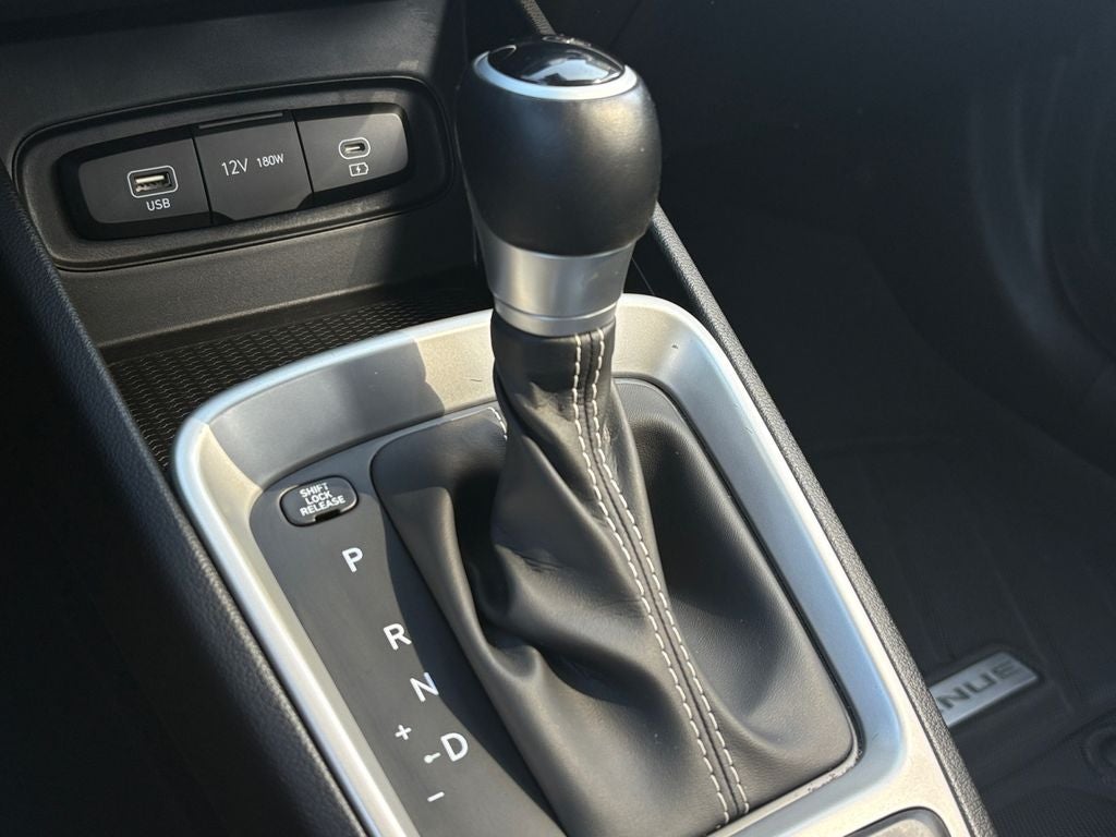 2024 Hyundai VENUE SEL