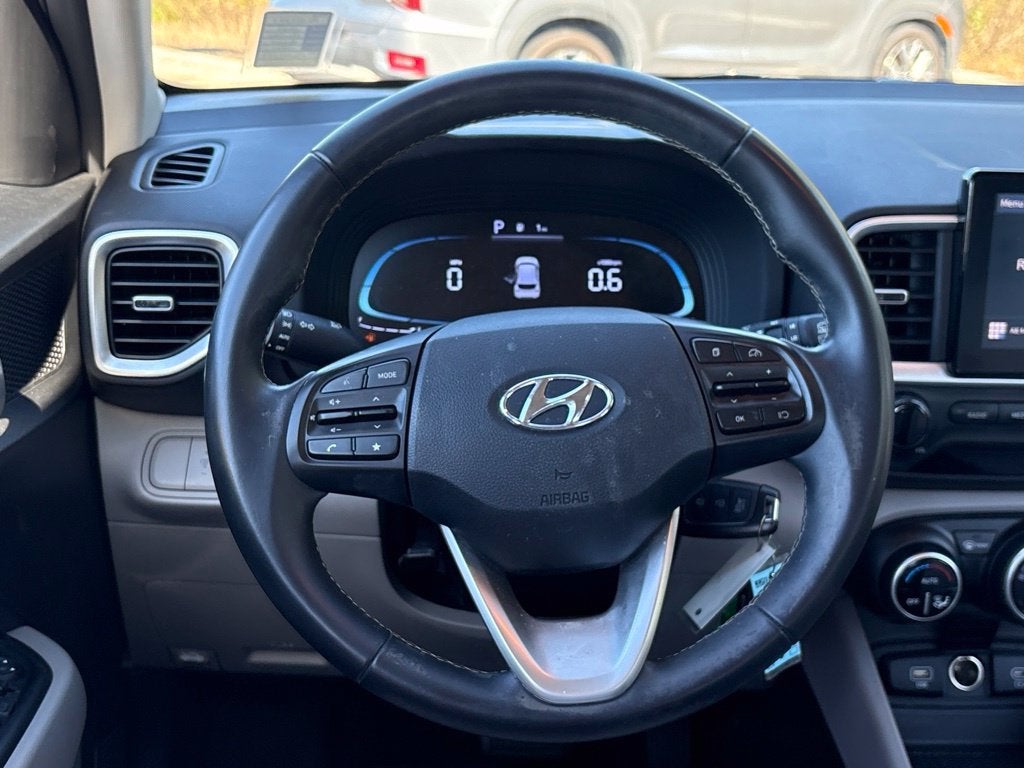 2023 Hyundai VENUE SEL