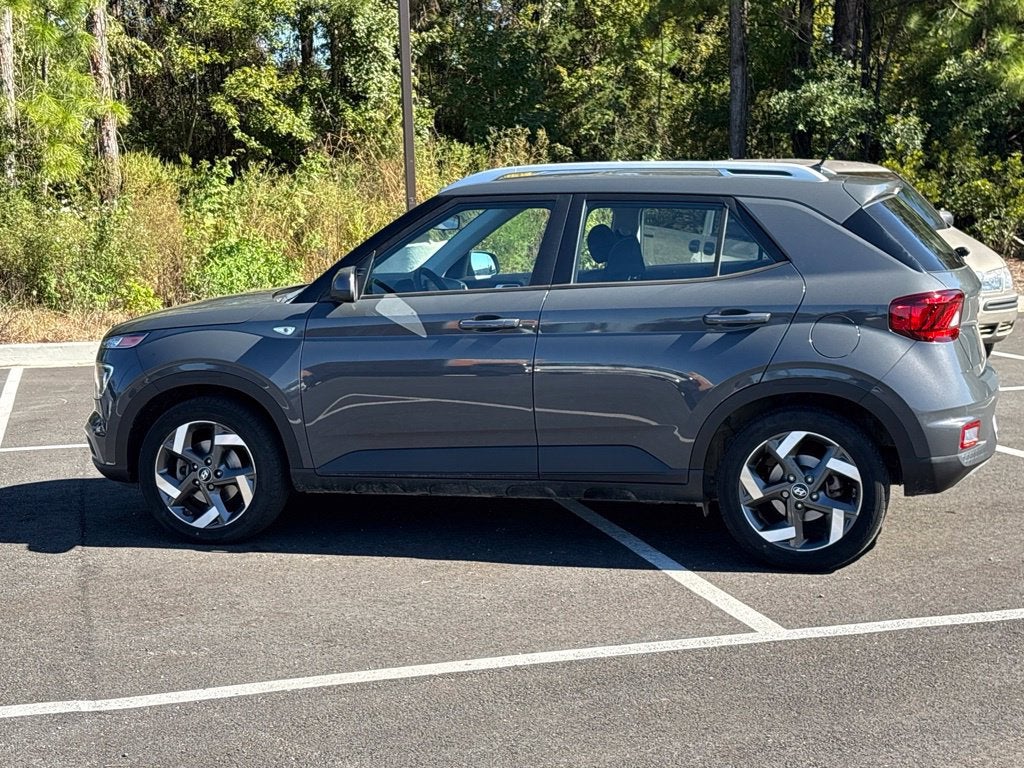 2023 Hyundai VENUE SEL