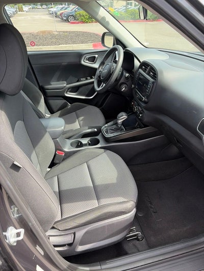 2024 Kia Soul LX