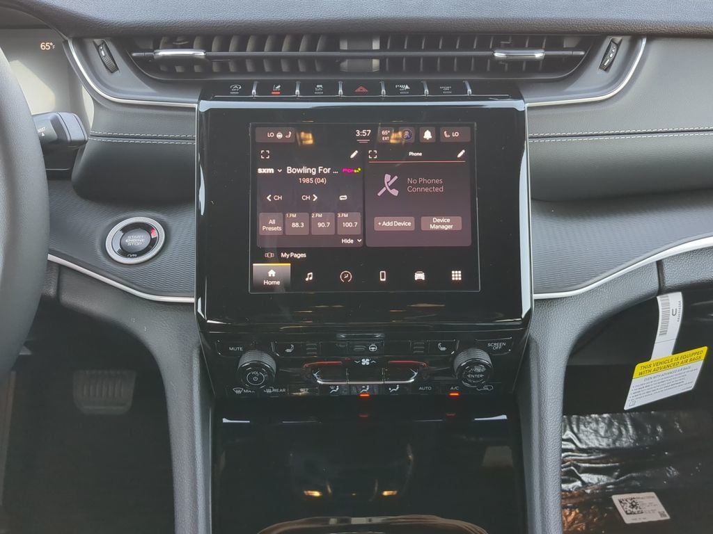 2025 Jeep Grand Cherokee Laredo X 4x2