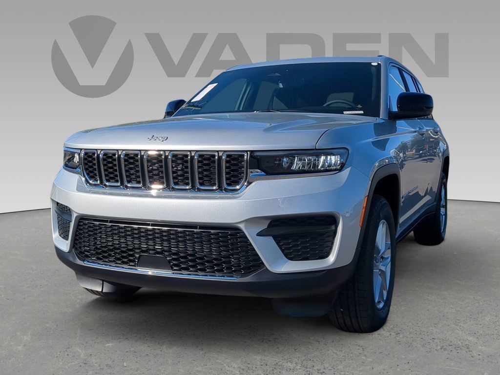 2025 Jeep Grand Cherokee Laredo X 4x2