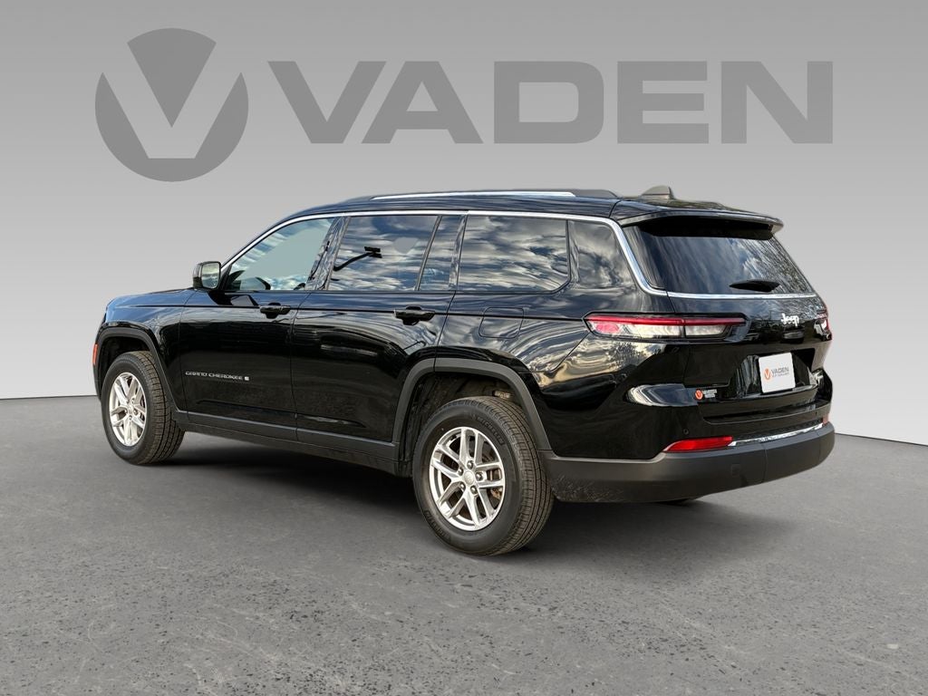 2023 Jeep Grand Cherokee L Laredo 4x2