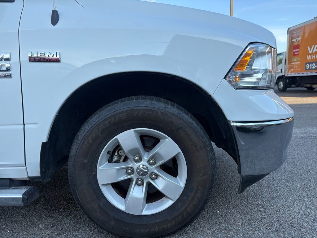 2020 RAM 1500 Classic SLT Crew Cab 4x2 6'4' Box