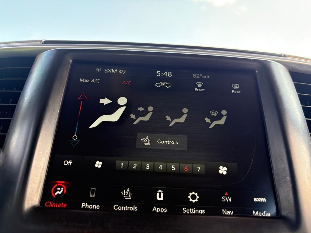 2020 RAM 1500 Classic SLT Crew Cab 4x2 6'4' Box