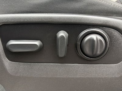 2021 Chevrolet Silverado 1500 4WD Crew Cab Short Bed LT