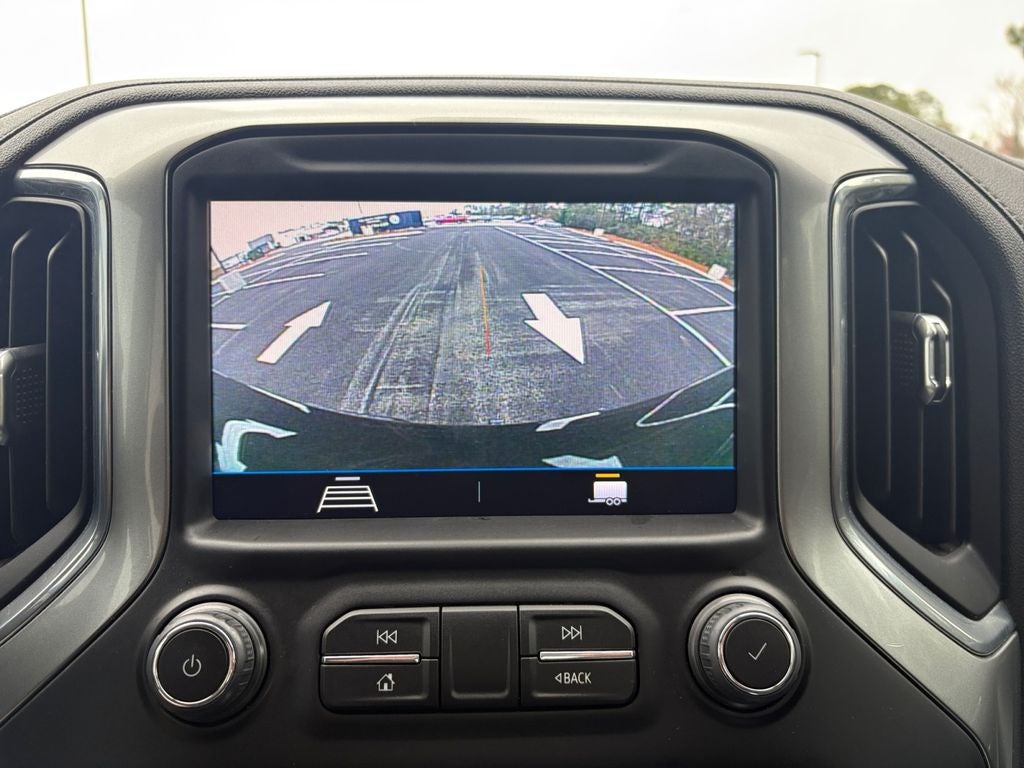 2021 Chevrolet Silverado 1500 4WD Crew Cab Short Bed LT