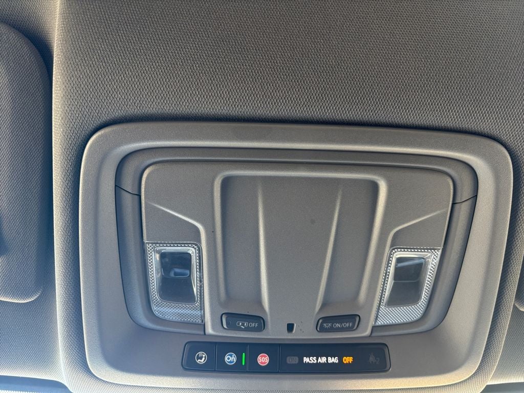 2023 GMC Sierra 1500 4WD Crew Cab Short Box Elevation with 3SB