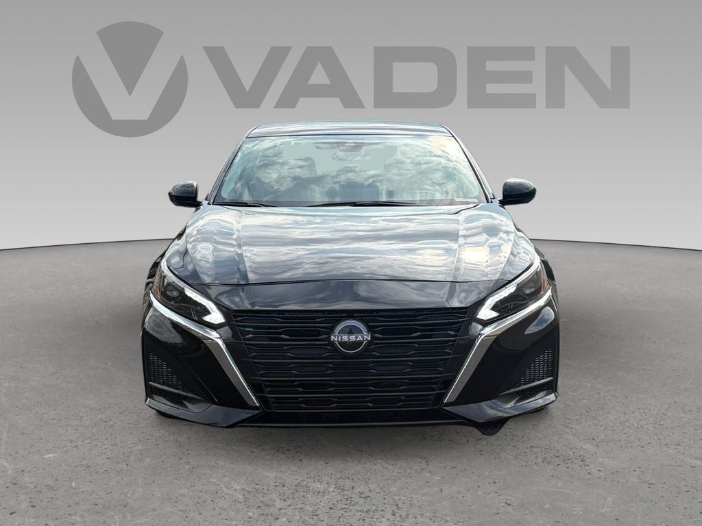 2023 Nissan Altima SL FWD