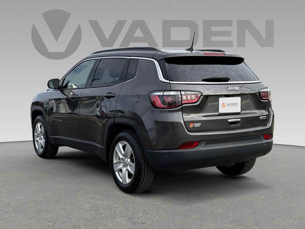 2022 Jeep Compass Latitude FWD