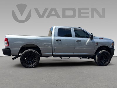 2024 RAM 2500 Tradesman Crew Cab 4x4 6'4' Box