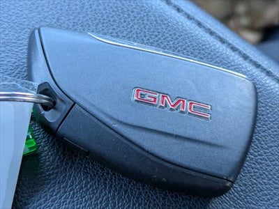 2025 GMC Sierra 1500 2WD Crew Cab Short Box SLT
