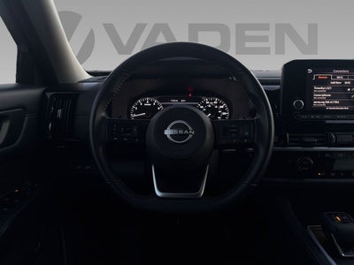 2025 Nissan Pathfinder SV FWD