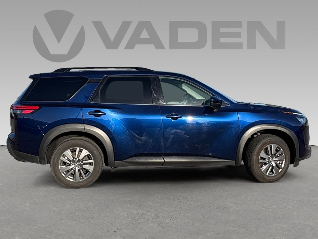 2025 Nissan Pathfinder SV FWD