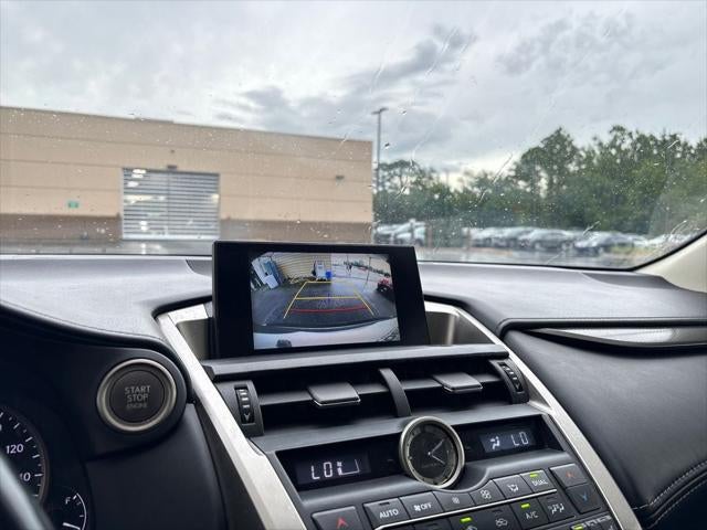 2017 Lexus NX 200t 200t