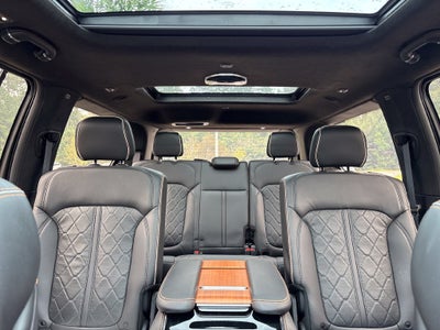 2022 Jeep Grand Wagoneer Series III