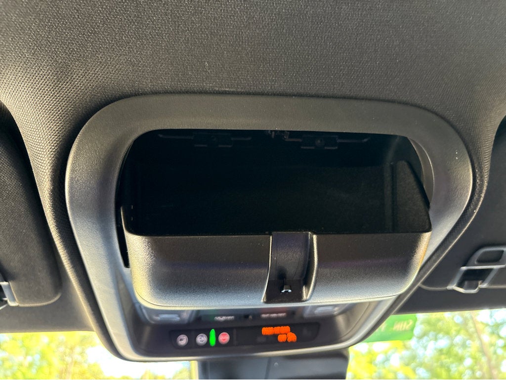 2023 Cadillac XT4 FWD Premium Luxury