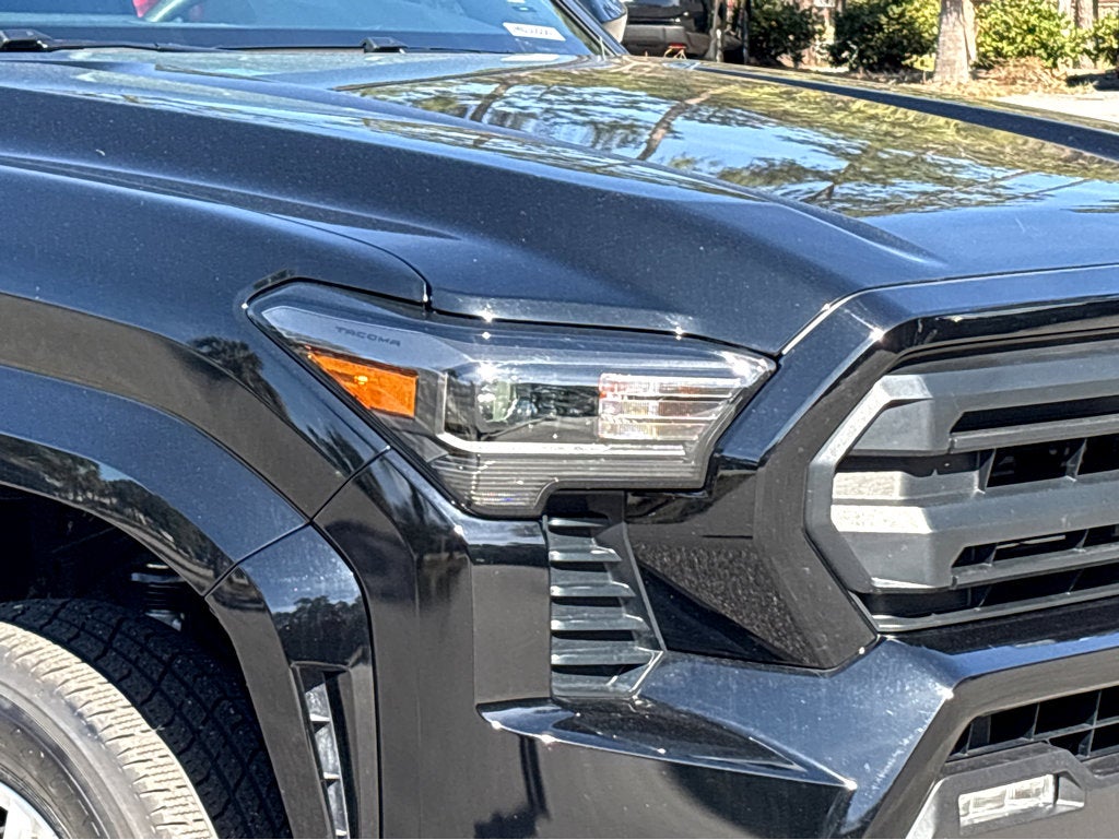 2025 Toyota Tacoma 2WD SR5