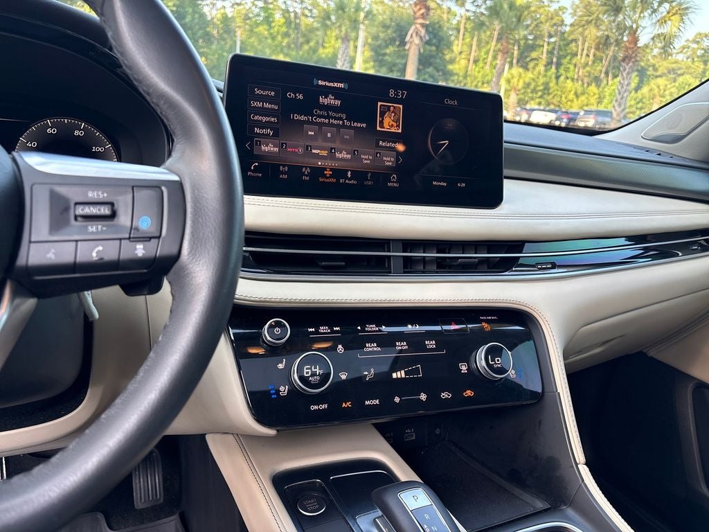 2023 INFINITI QX60 LUXE
