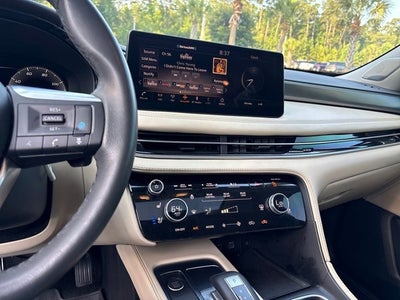 2023 INFINITI QX60 LUXE AWD