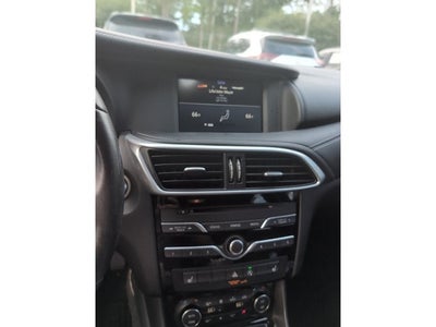 2018 INFINITI QX30 LUXURY