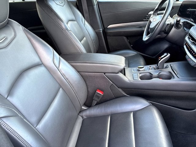 2025 Cadillac XT4 FWD Premium Luxury