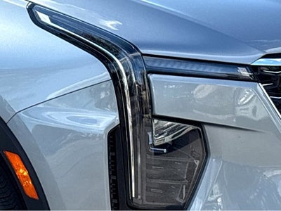 2025 Cadillac XT4 FWD Premium Luxury