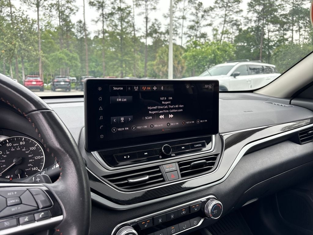 2024 Nissan Altima SR