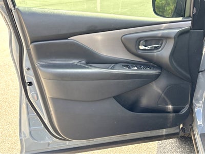 2022 Nissan Murano SV