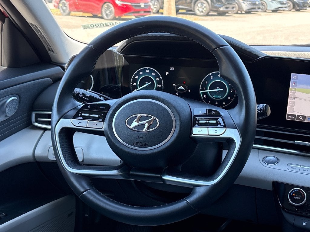 2023 Hyundai ELANTRA Limited
