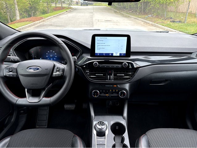 2025 Ford Escape ST-Line